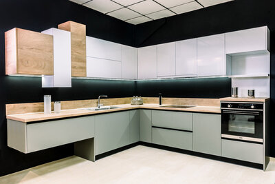 ΕΚΘΕΣΙΑΚΗ ΚΟΥΖΙΝΑ