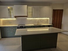 Έπιπλο κουζίνας Λάκα 